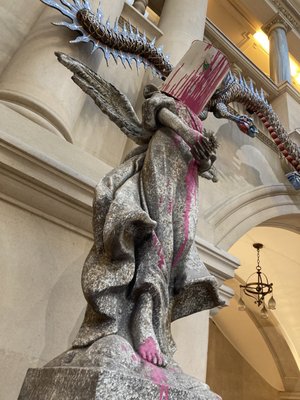 Bristol Museum & Art Gallery by null