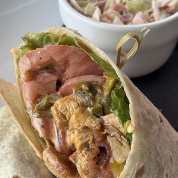 The Main Street Pub - Southwest chicken wrap - New American Near Me - Clifton, Virginia