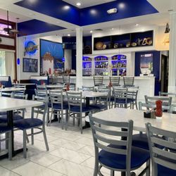Mykonos Grill - Taste of Greece - Bar area