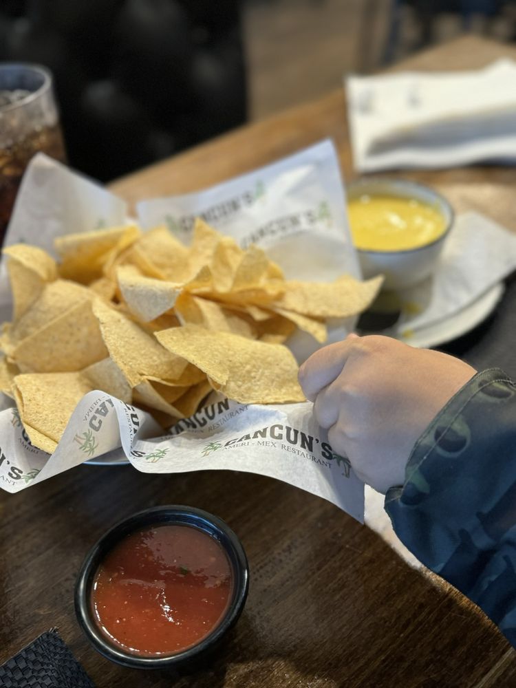 Cancun's Amerimex Restaurant