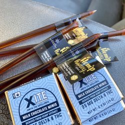Smokers Bay - Hemp Honey for Woofie & CBD Delta for sleep