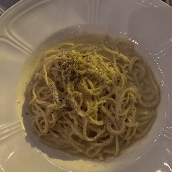 etta - Bucktown - Chitara Cacio e Pepe - Pizza Near Me - Chicago, Illinois etta - Bucktown - Chitara Cacio e Pepe - Pizza Near Me - Chicago, Illinois