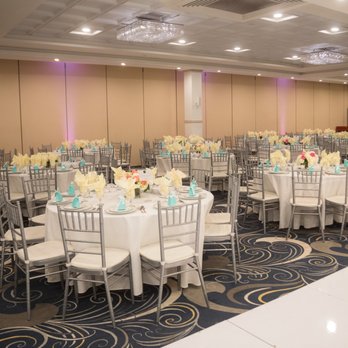 Floraltology - Centerpieces - Floral Designers Near Me - Philadelphia, Pennsylvania Floraltology - Centerpieces - Floral Designers Near Me - Philadelphia, Pennsylvania