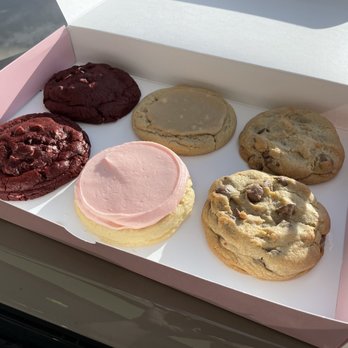 Crumbl - Vancouver - Cookies - Bakeries Near Me - Vancouver, Washington Crumbl - Vancouver - Cookies - Bakeries Near Me - Vancouver, Washington