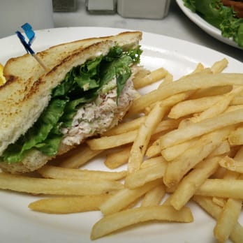 Fenton's Creamery - Crab sandwich/fries. - Ice Cream & Frozen Yogurt Near Me - Vacaville, California