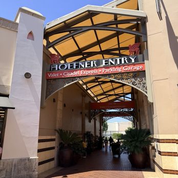 Citadel Outlets - Outlet Stores Near Me - Los Angeles, California Citadel Outlets - Outlet Stores Near Me - Los Angeles, California