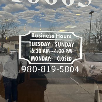 OMG Donuts & Bakery - Donuts Near Me - Concord, North Carolina OMG Donuts & Bakery - Donuts Near Me - Concord, North Carolina