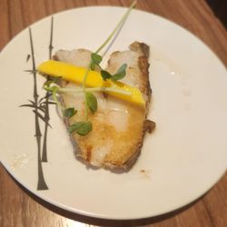 Wind Japanese & Thai - Niagara Falls - Sea bass