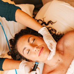 Eilan Spa - Hydrafacial