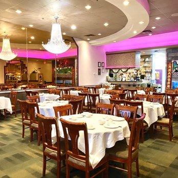 Wah Wing Restaurant - Fancy schmancy Chinese restaurant. (Very Typical HK-Canto style) - Chinese Near Me - Port Coquitlam, British Columbia Wah Wing Restaurant - Fancy schmancy Chinese restaurant. (Very Typical HK-Canto style) - Chinese Near Me - Port Coquitlam, British Columbia
