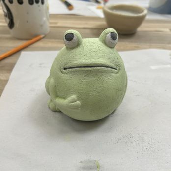 Mud Hut Pottery Studio - Art Classes Near Me - Riverside, California