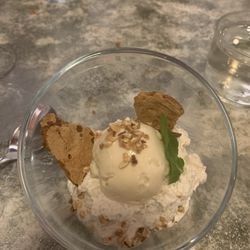 Les Moules de la Cranquette - Almond Ice Cream