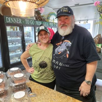Feast & Company - Smiles - Comfort Food Near Me - Foley, Alabama Feast & Company - Smiles - Comfort Food Near Me - Foley, Alabama