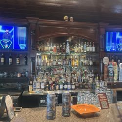 Metro Cigars - Bar