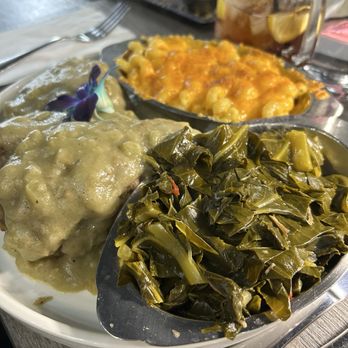 Sweet T'S Southern Eatery - Smothered chicken with collard greens and Mac and cheese - Southern Near Me - Teaneck, New Jersey
