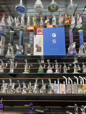 Berkeley Smoke and Vape by null