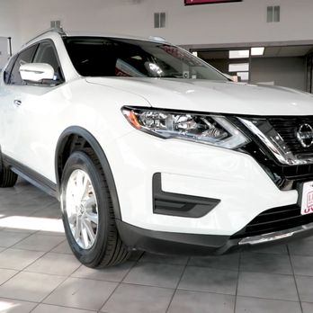 J. M. Uvanni Motors - 2018 Nissan Rouge SV - Car Dealers Near Me - Rome, New York J. M. Uvanni Motors - 2018 Nissan Rouge SV - Car Dealers Near Me - Rome, New York