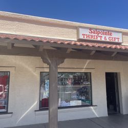 Salpointe Thrift & Gift Shop - Entrance