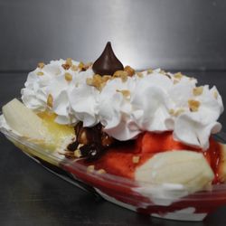Raub's Twin Kiss - Delicious Banana Splits