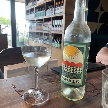 Postino Grant - Happy hour Sauvignon blanc - Wine Bars Near Me - Tucson, Arizona