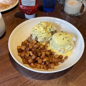 Relish - Coffee & Tea Near Me - Minneapolis, Minnesota
