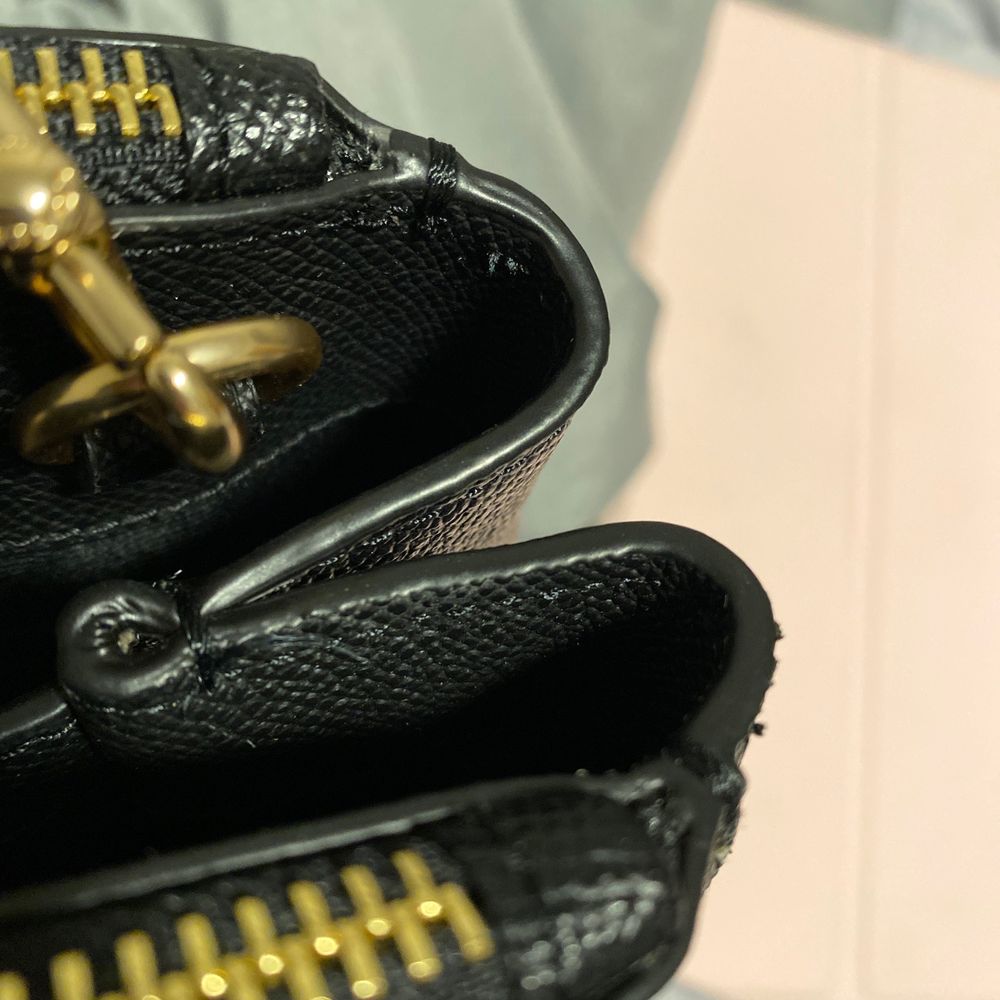 Coach Outlet - some little frays inside and out - Leather Goods Near Me - San Ysidro, California