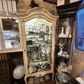 Cracker Jax - Antiques Near Me - DeKalb, Illinois Cracker Jax - Antiques Near Me - DeKalb, Illinois