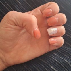 Lucy Nails - Shaped perfectly for me. Color is really pretty