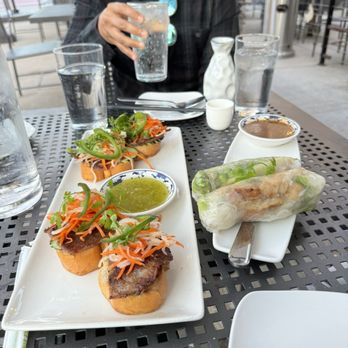 ZOMO Asian + American Eatery - Vietnamese Near Me - Englewood, Colorado