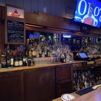 The Kensington Pub - Bar - New American Near Me - Cleveland, Ohio The Kensington Pub - Bar - New American Near Me - Cleveland, Ohio