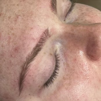 CR Beauty - Eyebrow shape up and tweeze (after) - Waxing Near Me CR Beauty - Eyebrow shape up and tweeze (after) - Waxing Near Me