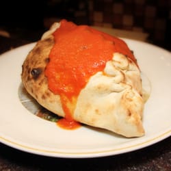 Risto Pizza al Sole - Calzone