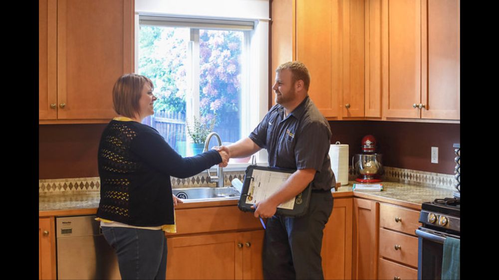 Slide of Bee's Plumbing And Heating