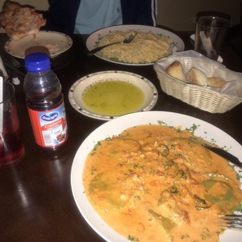 Italian Touch - Pizza, pasta and spinach ravioli - Italian Near Me - Cranbury, New Jersey