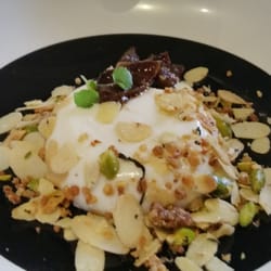 36 le Cosy - Man jardin Dos De uses.  Panna Cota au lait de coco et prunes confites