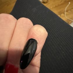 XY Nail Spa - It stopped bleeding but no apologies or discount for cutting me.