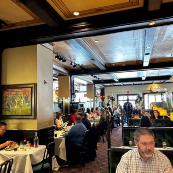 Old Ebbitt Grill - Bars Near Me - Washington, DC, District of Columbia Old Ebbitt Grill - Bars Near Me - Washington, DC, District of Columbia