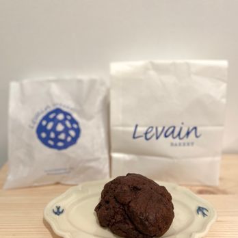 Levain Bakery - NoHo, NYC - Dark Chocolate Chocolate Chips Cookie - Bakeries Near Me - New York, New York Levain Bakery - NoHo, NYC - Dark Chocolate Chocolate Chips Cookie - Bakeries Near Me - New York, New York