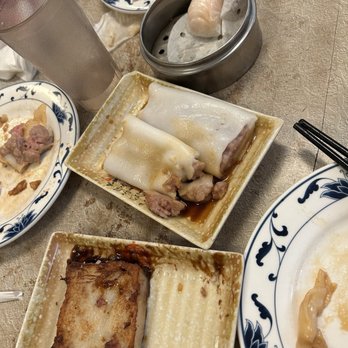 Nom Wah Tea Parlor - Dim Sum Near Me - New York, New York