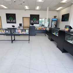 Central Budz - The Shop