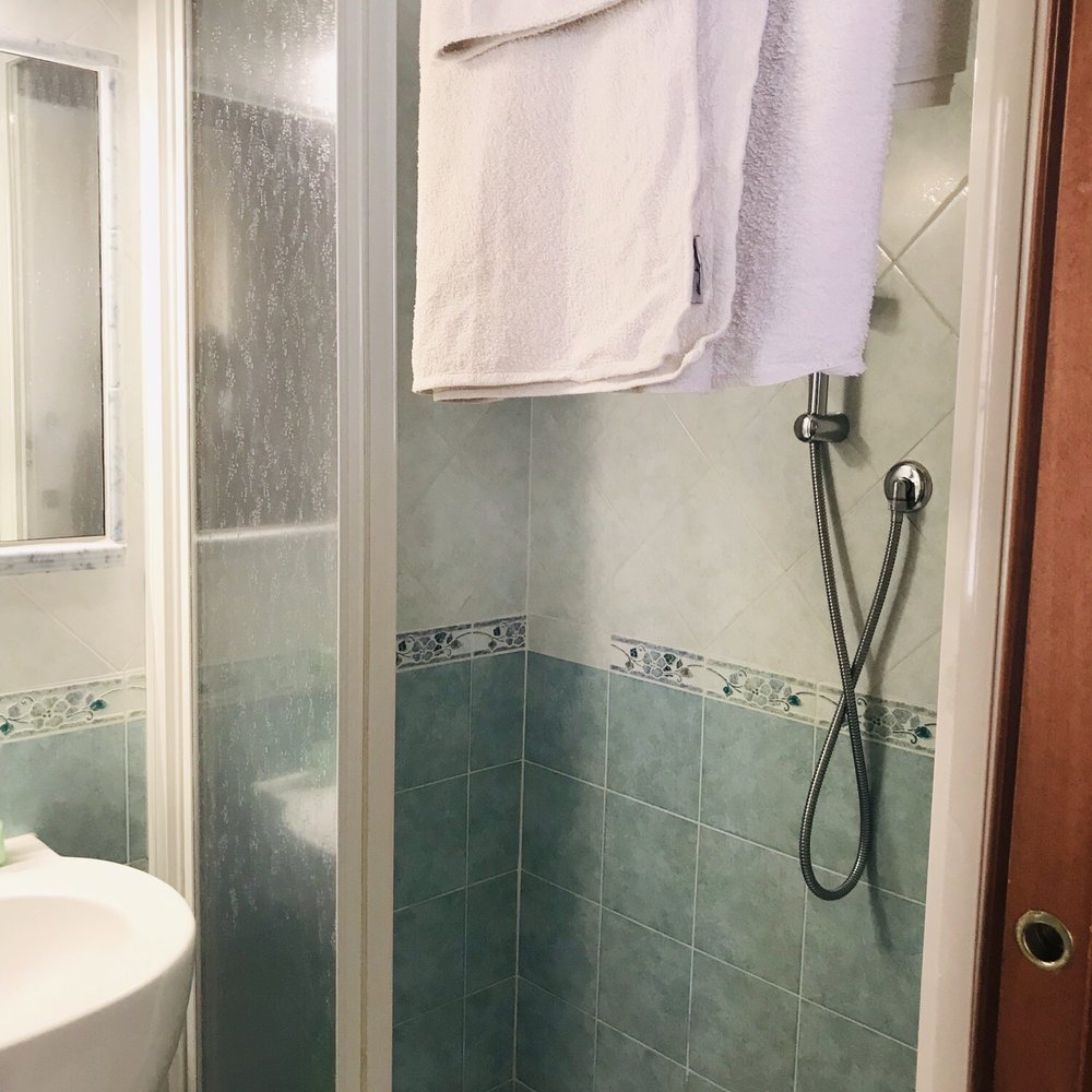 Il Timone Loreto - Hotels Near Me - Monterosso al Mare, SP