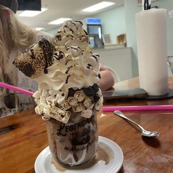 Legendairy Milkshake Bar - S'mores - Ice Cream & Frozen Yogurt Near Me - Nashville, Tennessee