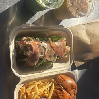 Laveta - prosciutto toast, fried chicken sandwich - Coffee & Tea Near Me - Los Angeles, California Laveta - prosciutto toast, fried chicken sandwich - Coffee & Tea Near Me - Los Angeles, California