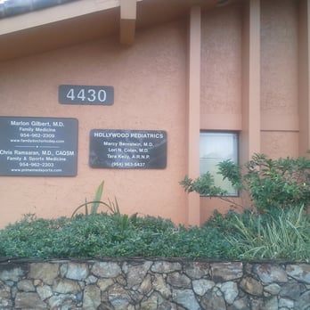 Hollywood Pediatrics - Pediatricians Near Me - Hollywood, Florida Hollywood Pediatrics - Pediatricians Near Me - Hollywood, Florida
