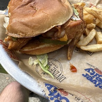 River City Cafe - Peachy chicken sandwich - American Near Me - Myrtle Beach, South Carolina River City Cafe - Peachy chicken sandwich - American Near Me - Myrtle Beach, South Carolina