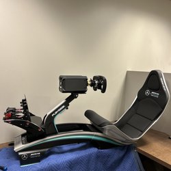 BlissVector Gaming - For all of our Formula 1 fans out there! We build F1 Playseat simulators! Call today for a free consultation! 310.975.4151