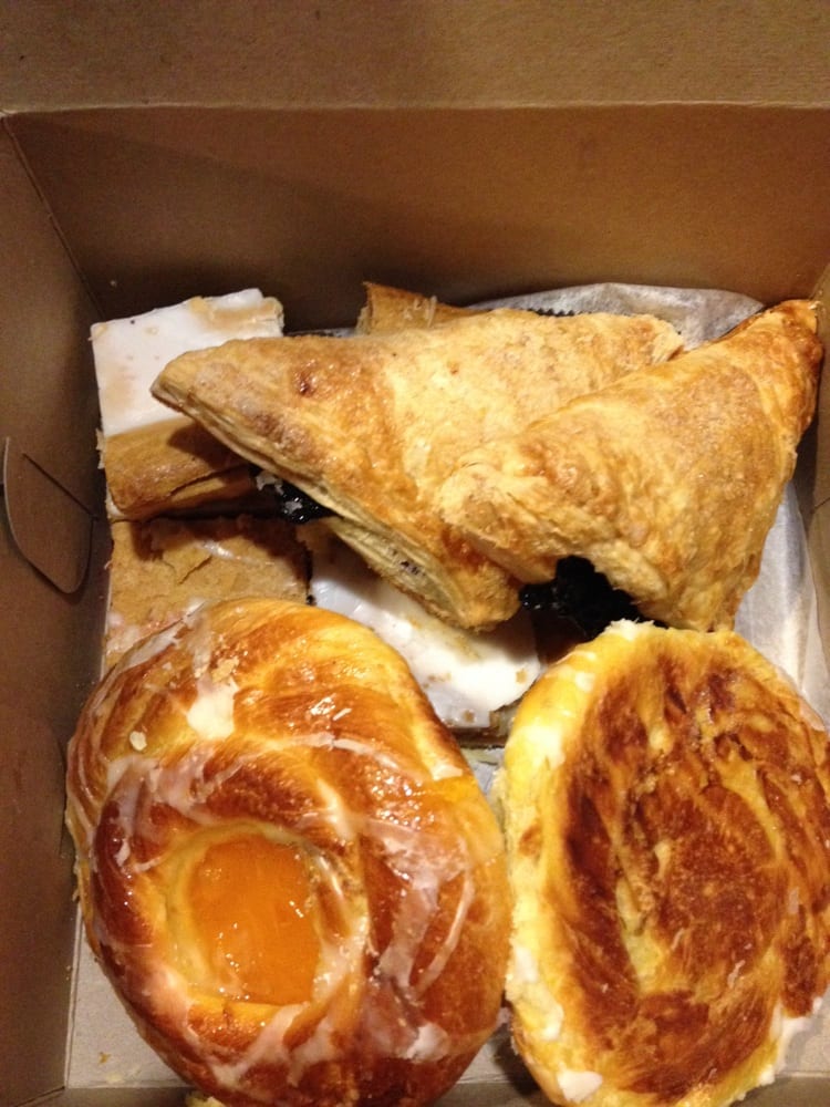 CHMURA’S BAKERY CLOSED Updated April 2024 12 Reviews 1240 Park