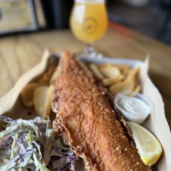 Irondequoit Beer Company - Friday Fishfry - Breweries Near Me - Rochester, New York