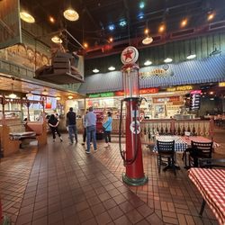 Portillo's & Barnelli's Vernon Hills