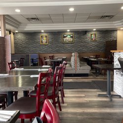 Wasagas Curry and Cocktail - Indoor atmosphere